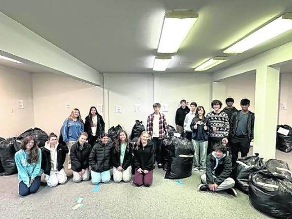 Pass it Along brings community together through holiday service