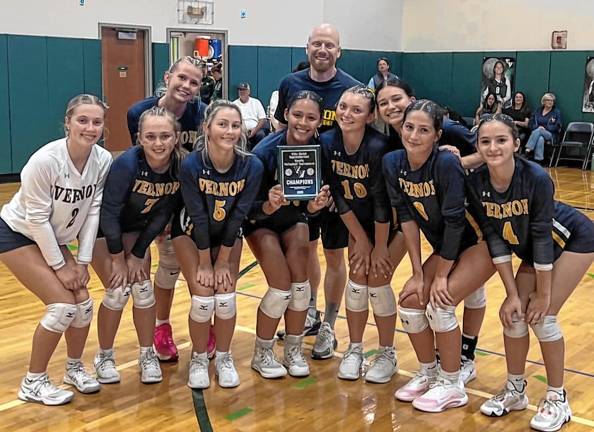<b>Vernon Township High School varsity volleyball team. (Photos provided)</b>