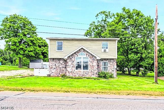 Renovated Colonial on half acre