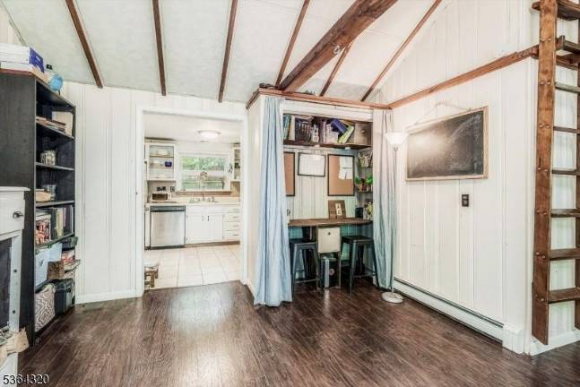 Real estate: Cozy home in Highland Lakes