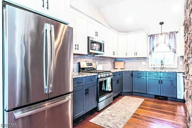 Affordable ranch in Highland Lakes