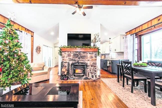 Affordable ranch in Highland Lakes