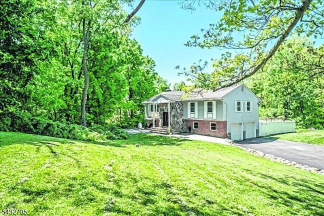 Lovely home in the Hollow
