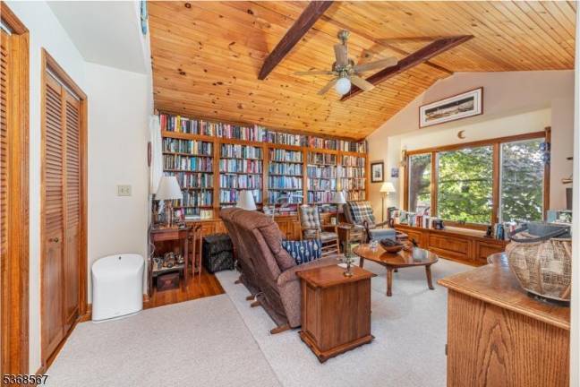 Lakefront living