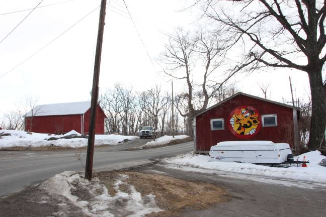 No one was able to identify last week's photo as the picture of Geoffrey located on a barn at the intersection of Route 517 and McPeek Road in the McAfee section of Vernon.