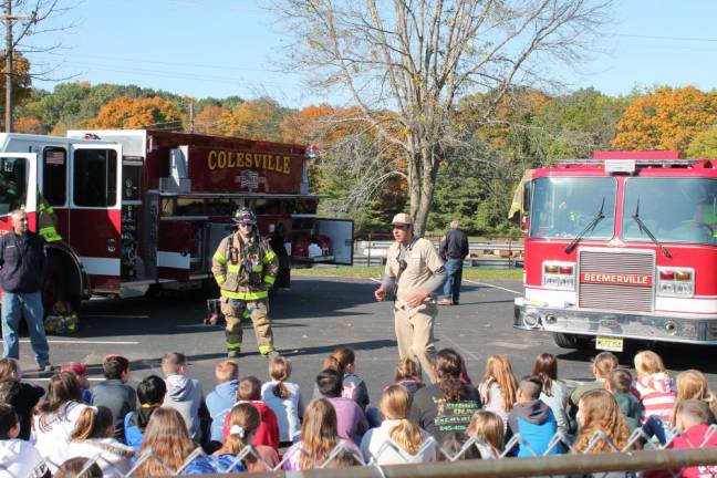 Wantage. Firefighters visit local school