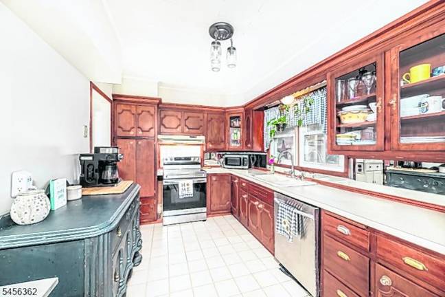 Not your ordinary ranch home