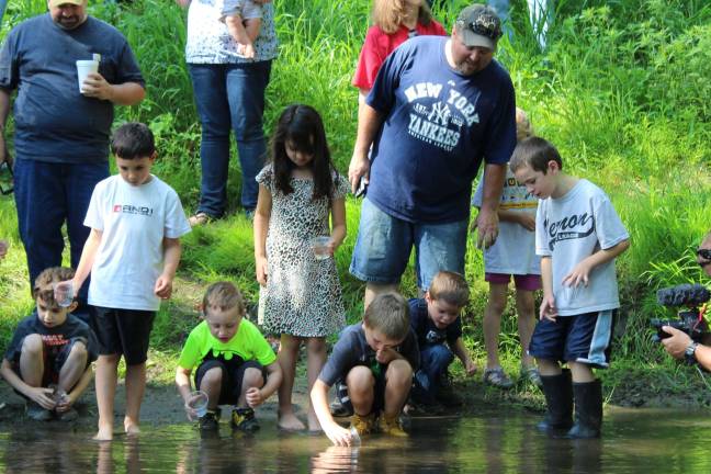 Walnut Ridge students take part in trout program