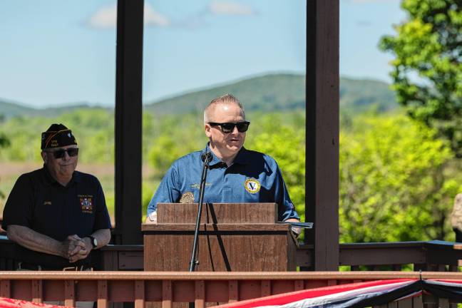 <b>Vernon Mayor Anthony Rossi speaks at the Memorial Day ceremony.</b>