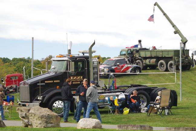 On the top of a hill was a collection of military vehicles where music was provided by the Wantage-based band þÄúBurn Barrel.þÄù