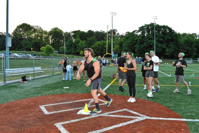 Photos: Adult Field Day in Vernon
