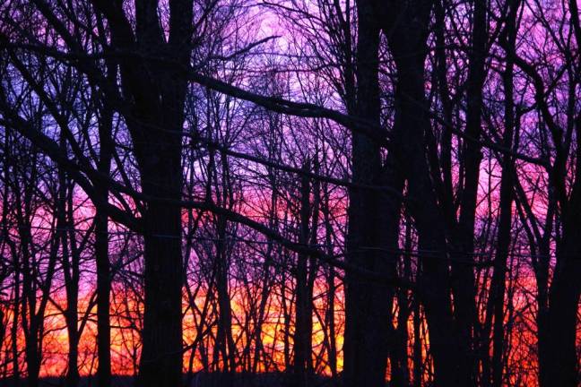 The Good Friday holiday came to a dramatic close April 7 with a spectacular Wawayanda sunset as viewed from the side of the cul-de-sac at the southern point of Barry Lakes. (Photo by Chris Wyman)