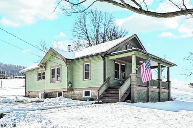 Serene rural with modern updates