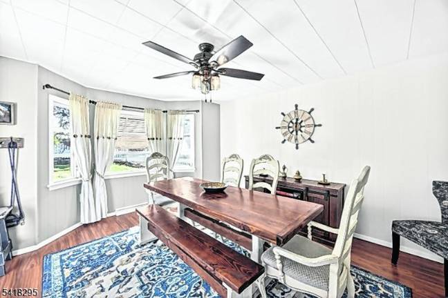 Highland Lakes hideaway available