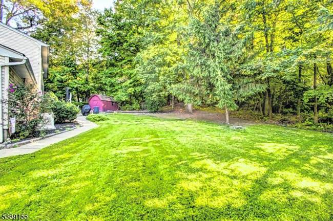 A picture perfect colonial