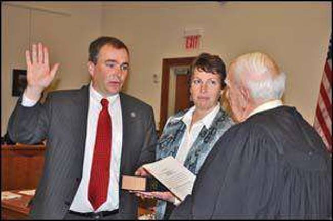 Two Wantage men lead County Freeholders