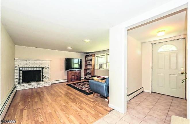 Lincoln Avenue raised ranch
