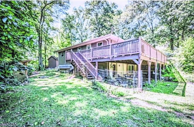 Classic ranch nestled in nature