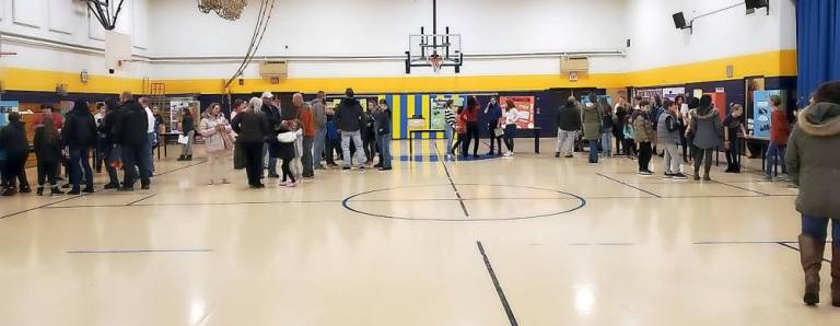 Glen Meadow Gym was filled with many 5th graders and their parents.