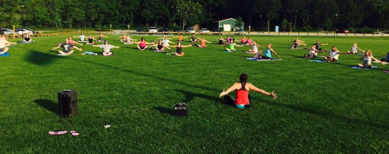 Vernon hosts yoga program