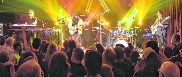 <b>Pink Talking Fish</b>