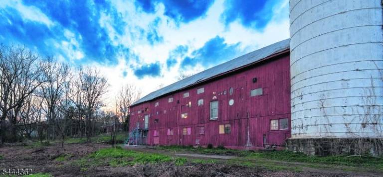 Earthman Farm for sale
