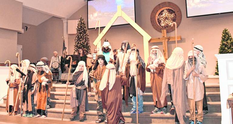 Church holds live nativity