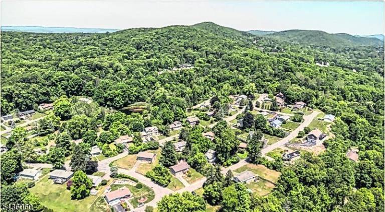 Lincoln Avenue raised ranch