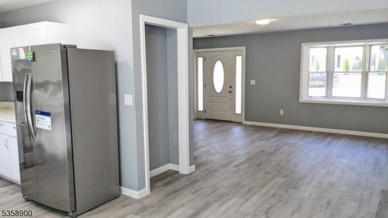Real estate: Rare new-construction ranch