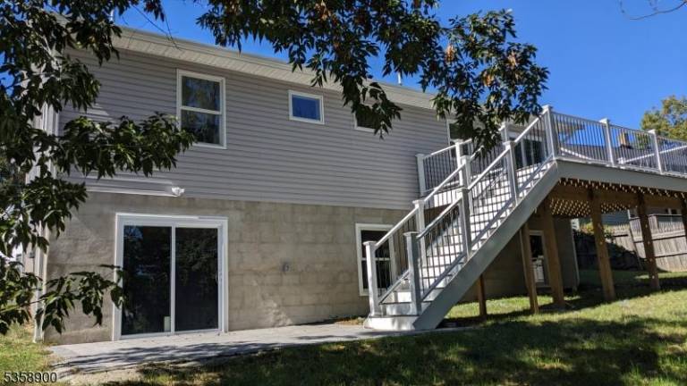 Real estate: Rare new-construction ranch