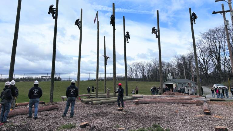<b>Students in the Electrical Lineworker program receive hands-on training in preparation for careers in the electrical utility field.</b>