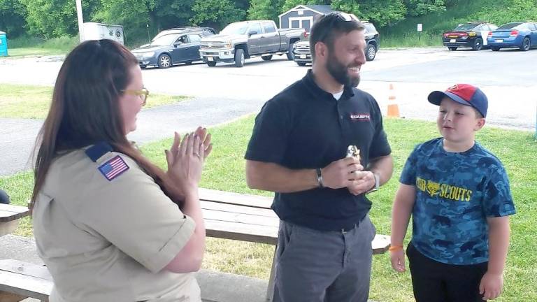 Franklin Cub Scouts honor hometown hero