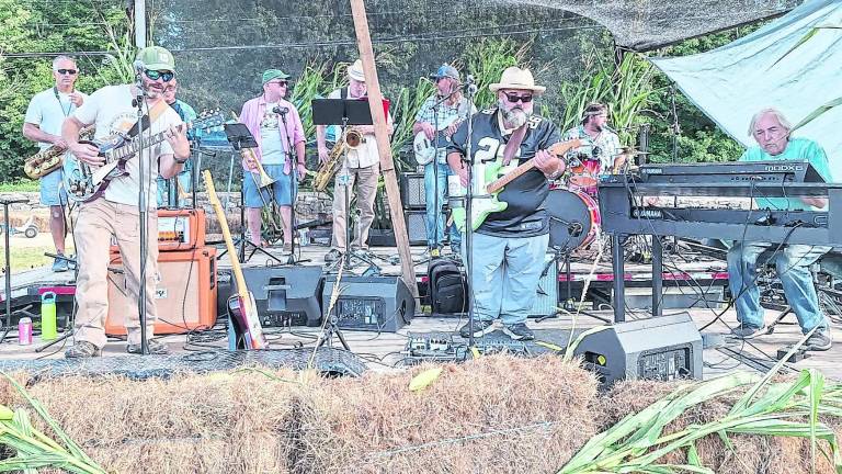 <b>Uncle Shoehorn </b>